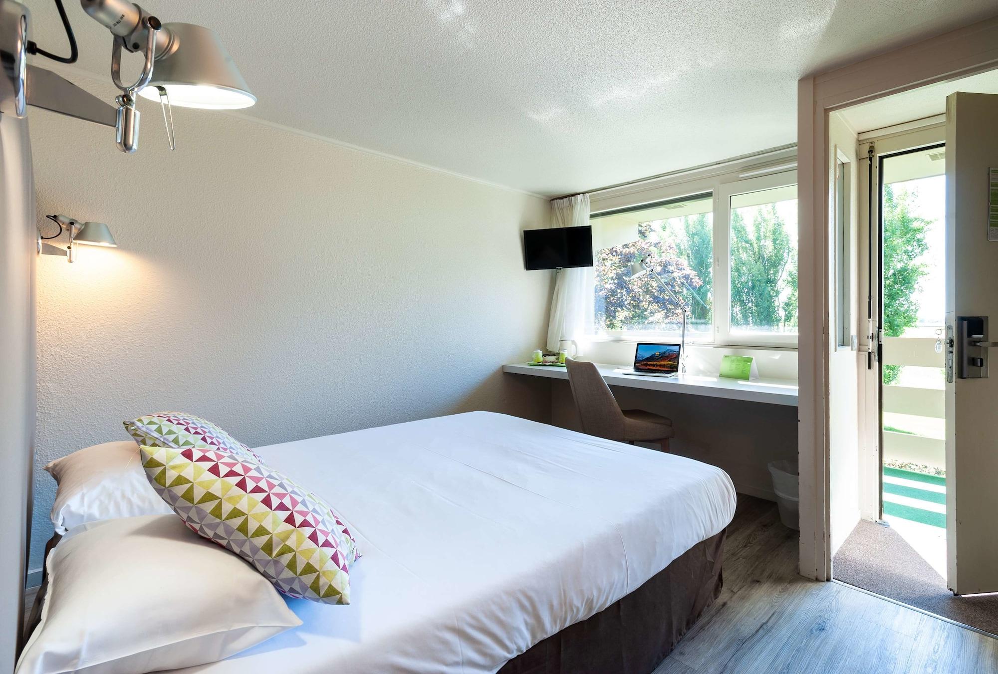 Campanile Hotel 3*